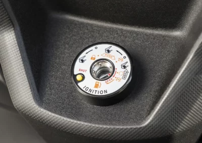 Pour optimisé les coûts de fabrication, Kymco a opté pour un contacteur anti-effraction à clé classique.