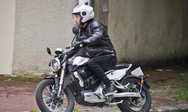 Essai Super Soco TC Max : Look vintage et technologie d’aujourd’hui