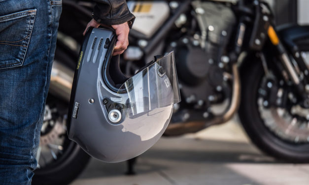 Essai casque Shoei Glamster : Style rétro, qualité et confort