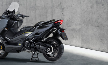 Yamaha TMAX 20e Anniversaire 2021 : réservez-le en ligne !
