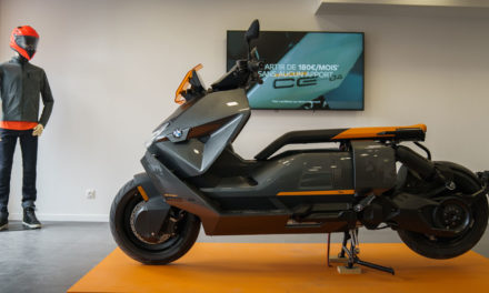 Showroom : Le BMW CE 04 exposé en plein cœur de Paris