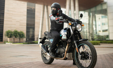 Royal Enfield : Lancement de la Scram 411 ADV Crossover