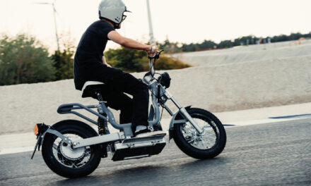 Cake : Le fabricant suédois de motos électriques arrive en France