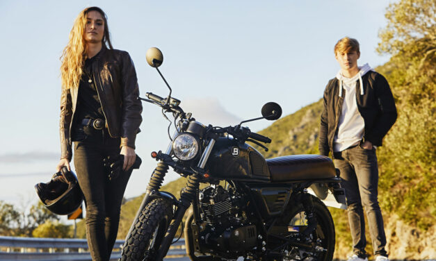 Bluroc Legend 125 : Le scrambler baroudeur des villes