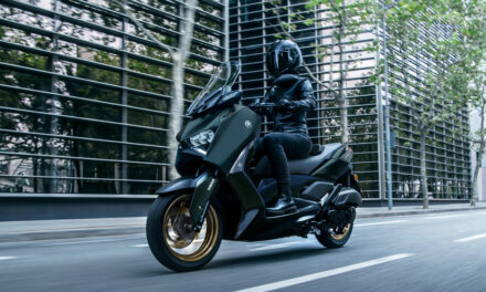 Nouveau Yamaha XMAX 125 et 300 2023 : Connectivité et nouveau look