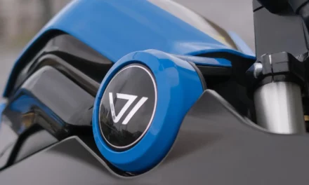Scooter et moto électrique : Super Soco devient Vmoto