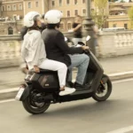 NIU offre le LifeStick pour renforcer la sécurité moto