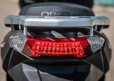 L’éclairage full led participe à la bonne finition générale.