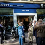 Peugeot Motocycles ouvre son premier flagship à Paris