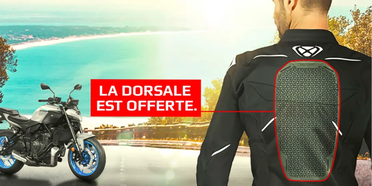 Dorsale moto offerte pour l’achat d’un blouson Ixon Yamaha