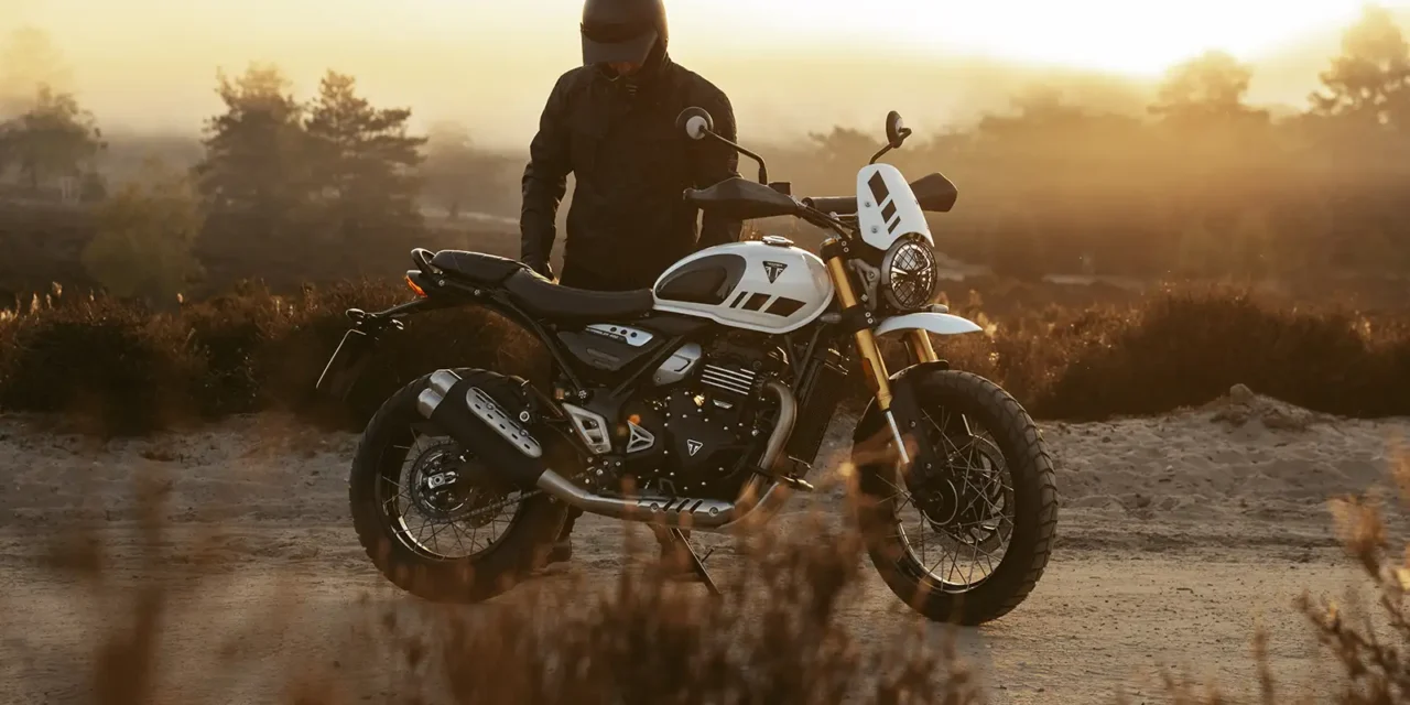 Triumph Scrambler 400 XC 2025 : moto urbaine et tout-terrain