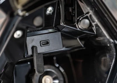 Le modèle X dispose d’une prise USB-C (classique sur le V).