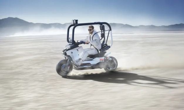 BMW Motorrad Vision CE : scooter électrique sans casque