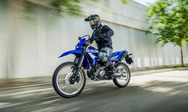 Yamaha WR125R 2026 : la 125 pensée pour l’urbain
