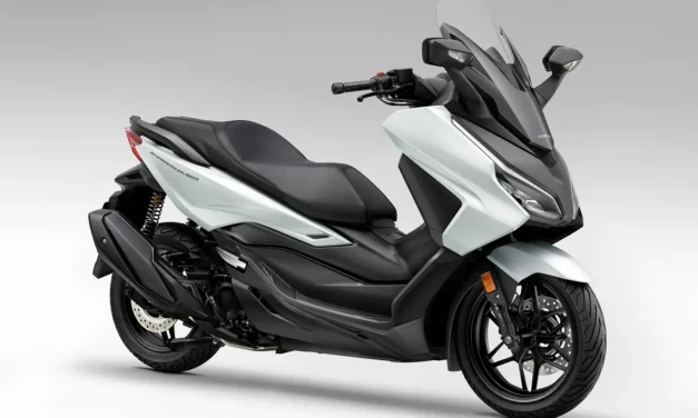 Les scooters Honda Forza 125 et 350 2026 évoluent en douceur