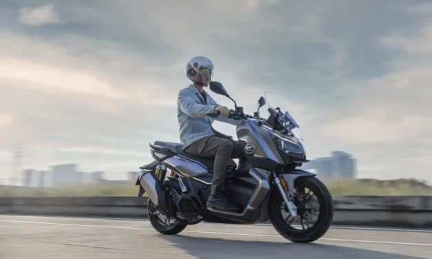 ATR 125 : le nouveau scooter crossover 125 cm³ de QJMOTOR