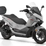 QJMOTOR Fort 125 N : un scooter GT 125 aux technologies avancées