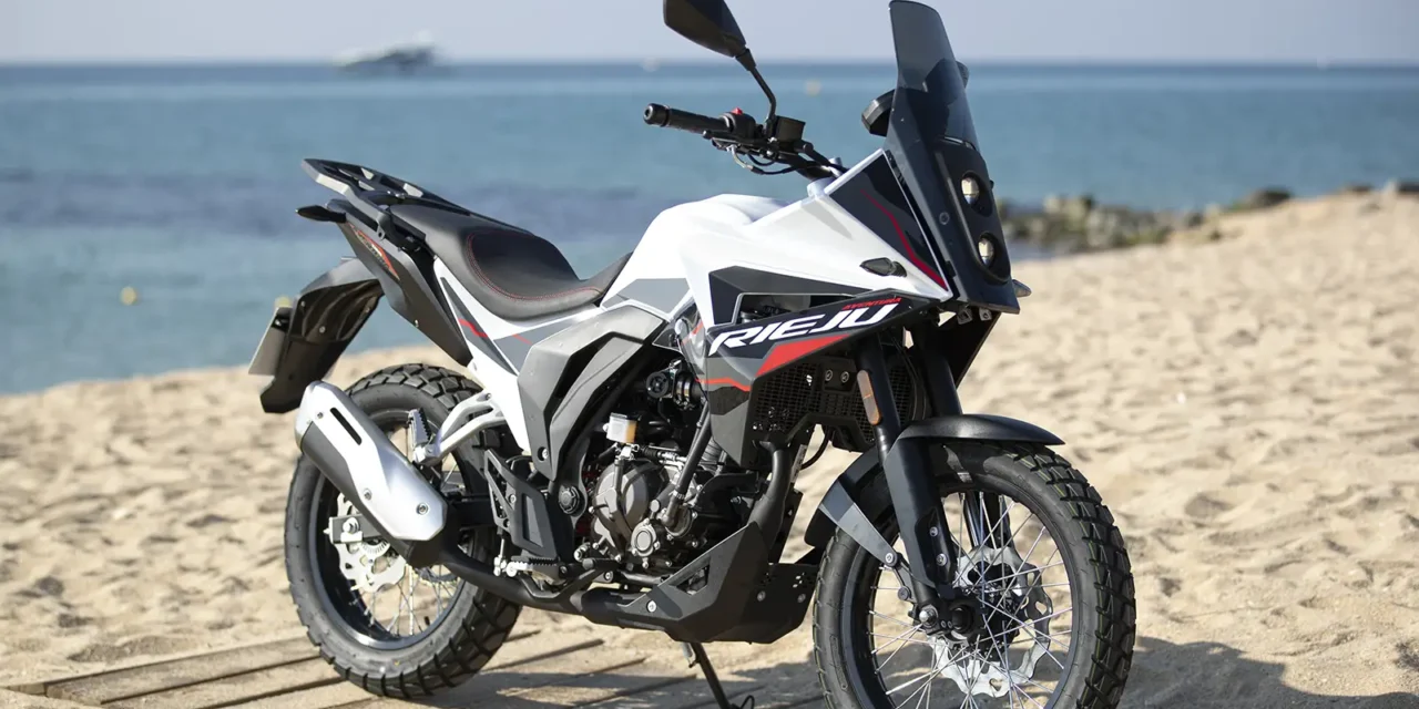 Rieju Aventura 125 : un trail 125 plus sûr et mieux équipé