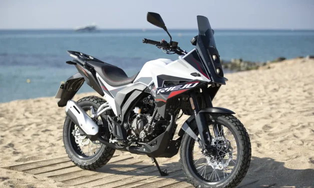 Rieju Aventura 125 : un trail 125 plus sûr et mieux équipé