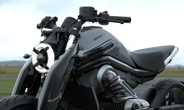 EICMA 2025 : Benda P51, le roadster hybride de 250 cm³