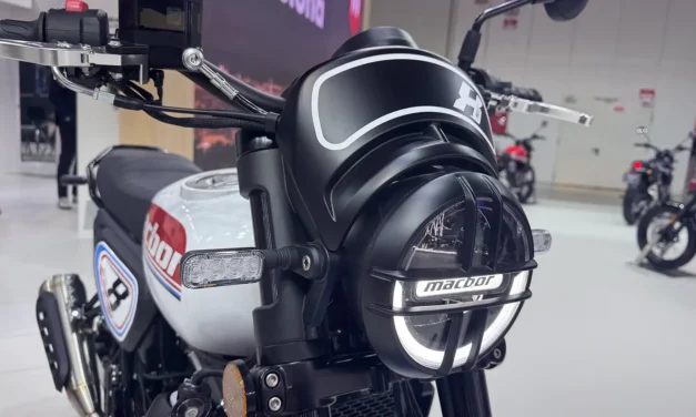 Macbor dévoile les Eight Mile 125 EVO et 300 Concept à l’EICMA 2025