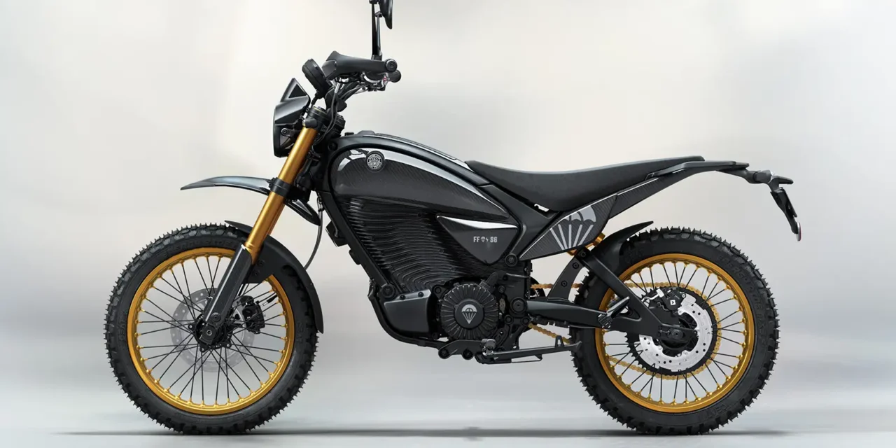 Flying Flea S6 : Scrambler électrique urbain à l’EICMA 2025
