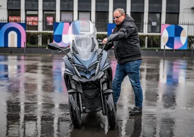 Le CV3 nécessite de poser le pied au sol si vous dépassez le point d’équilibre.