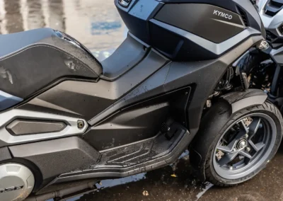 Dommage que l’entrejambe du CV3 soit un peu trop large et qu’il soit impossible d’étendre les jambes.