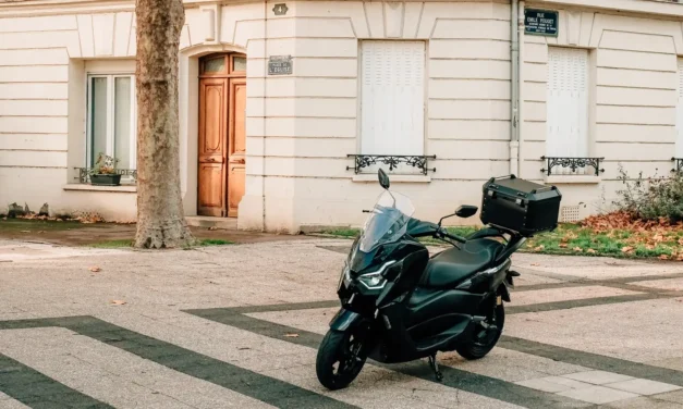 Pink Mobility lance le Pink Blast, maxi-scooter compact 125