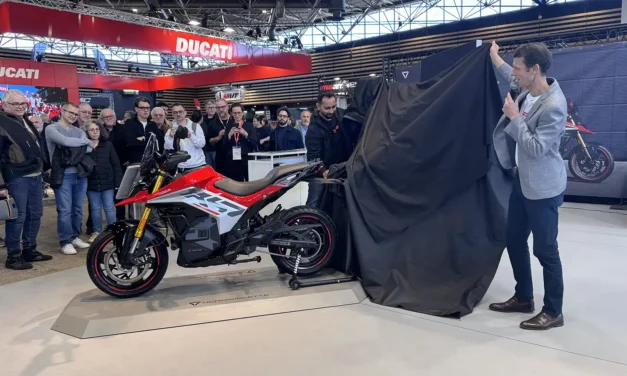 Moto électrique Ultraviolette X-47 au Salon du 2 Roues Lyon