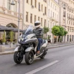 Yamaha Tricity 300 2026 : le premier scooter avec airbag
