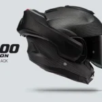 HJC F100 Carbone : le casque réversible passe au mat et au 3XL