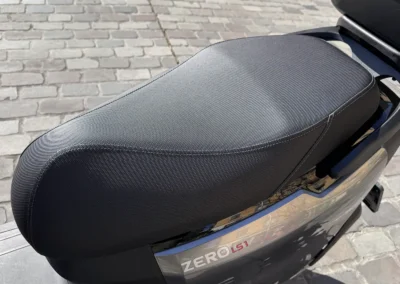 La selle deux places est particulièrement confortable.