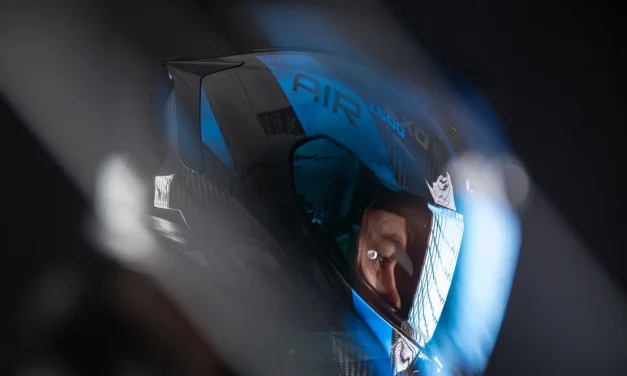 Scorpion EXO-1500 Carbon Air : le nouveau casque premium