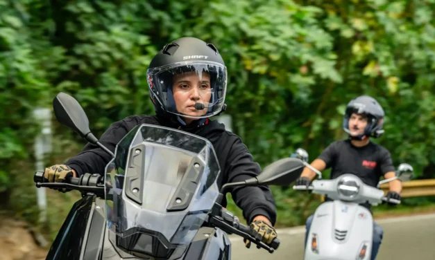 SENA Vortex : l&rsquo;intercom moto Bluetooth à deux simplifié