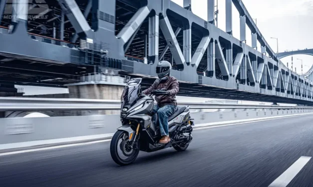 Voge SR450X 2026 : le scooter urbain qui voit grand