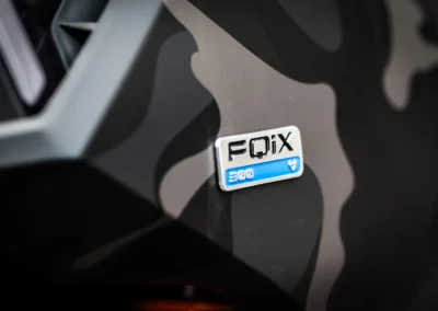 Notez qu’il existe une version 50 cc (FQix 150) et une édition spéciale Razer inspirée du gaming.