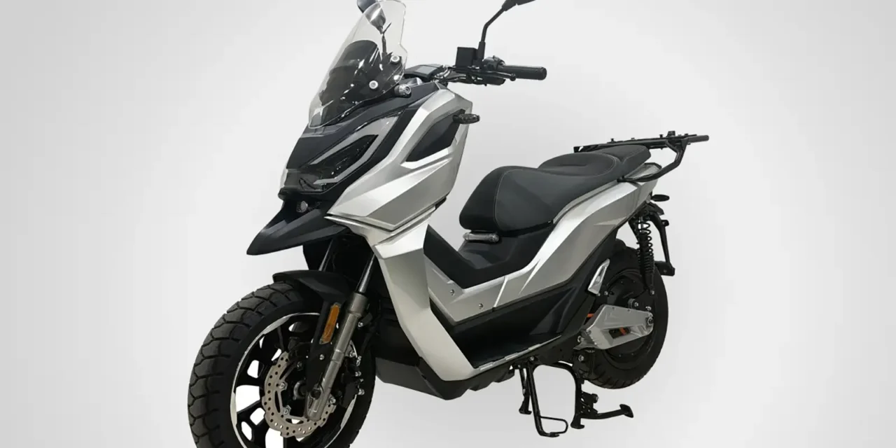 Scooter électrique Lycke Lux : 90 km/h, 100 km d’autonomie